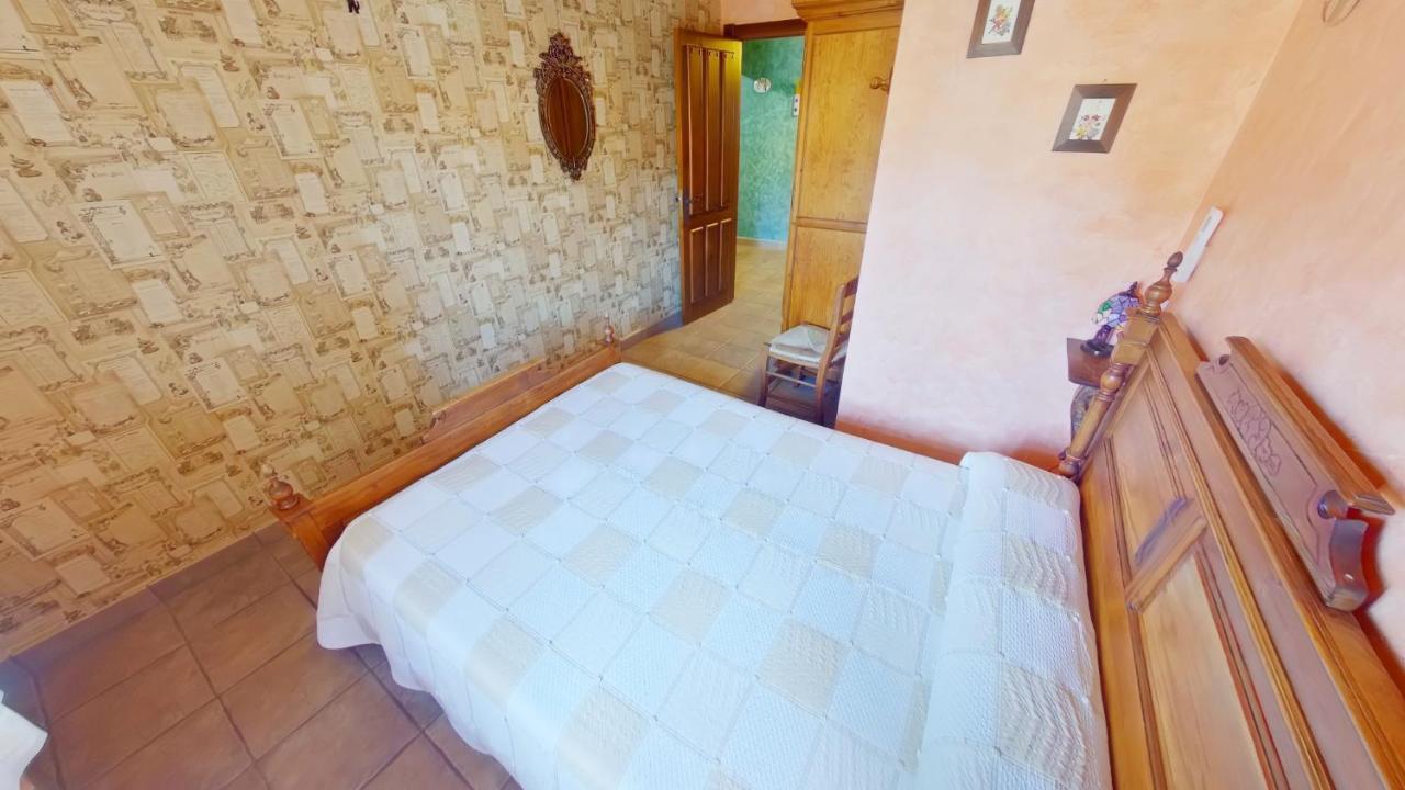 Casa Ruralrut En El Tiemblo A 1 Hora De Madrid Y A Pocos Minutos Del Castanar, Valle De Iruelas Y Embalses المظهر الخارجي الصورة