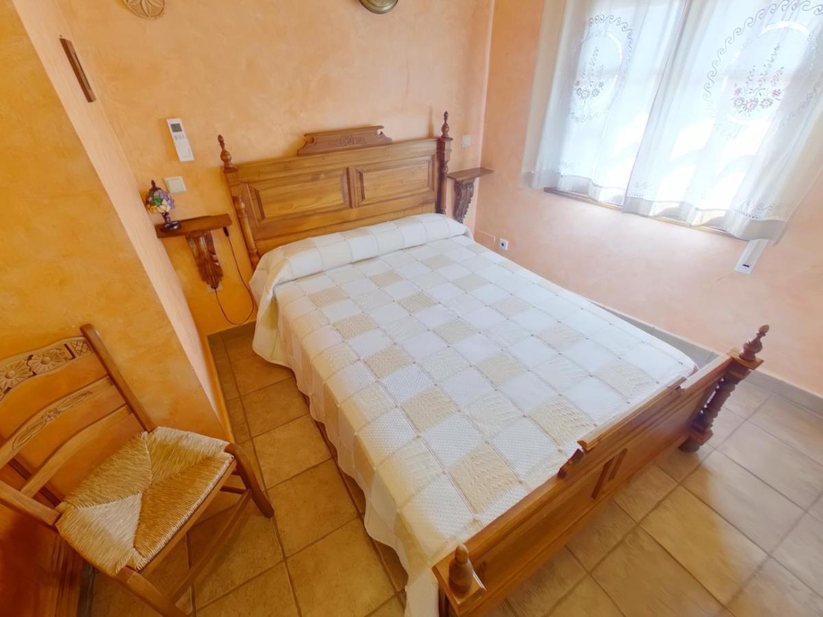 Casa Ruralrut En El Tiemblo A 1 Hora De Madrid Y A Pocos Minutos Del Castanar, Valle De Iruelas Y Embalses المظهر الخارجي الصورة